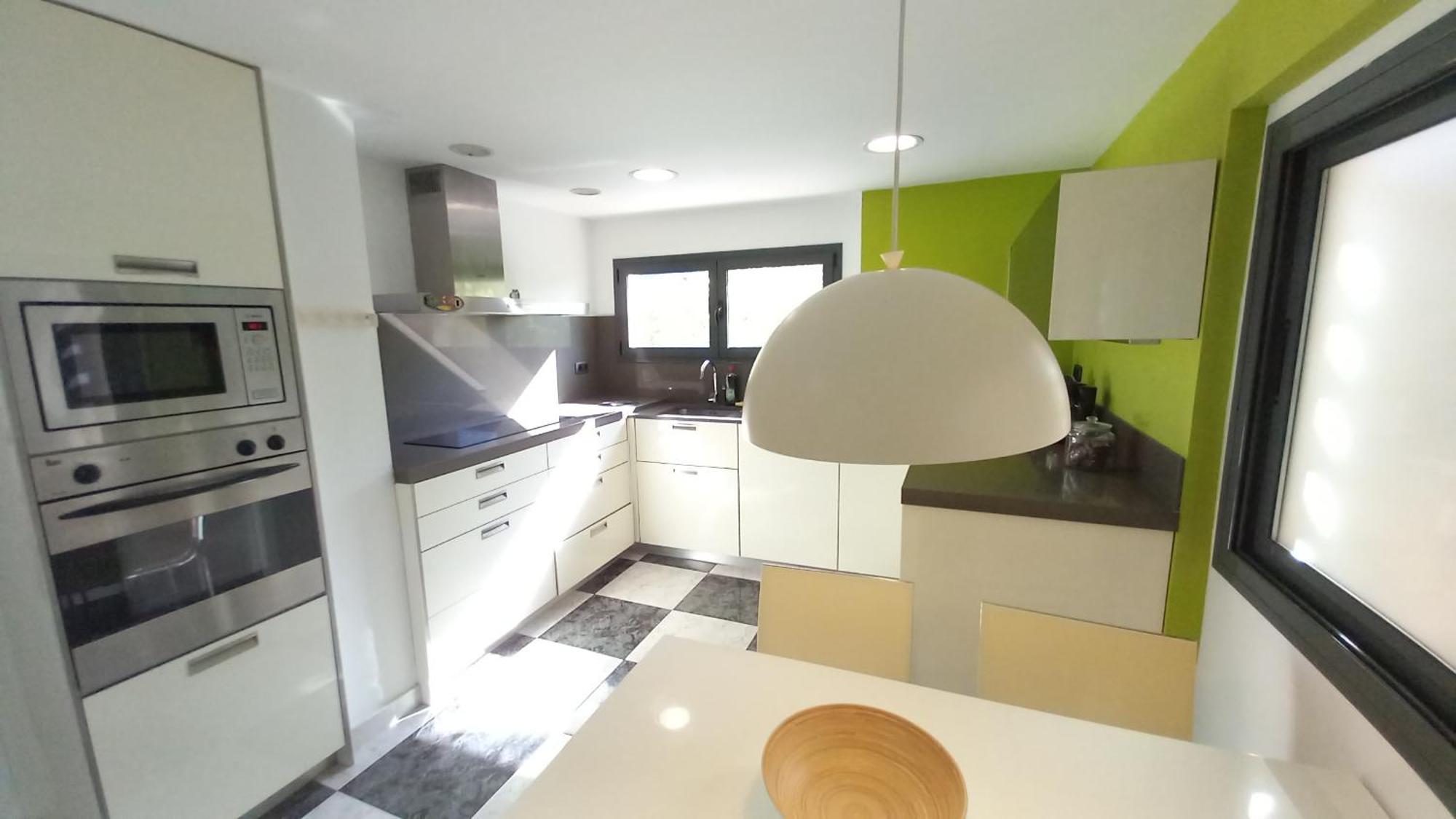 Bright Apartment Near The Beach And Barcelona By Train El El Masnou Exterior foto