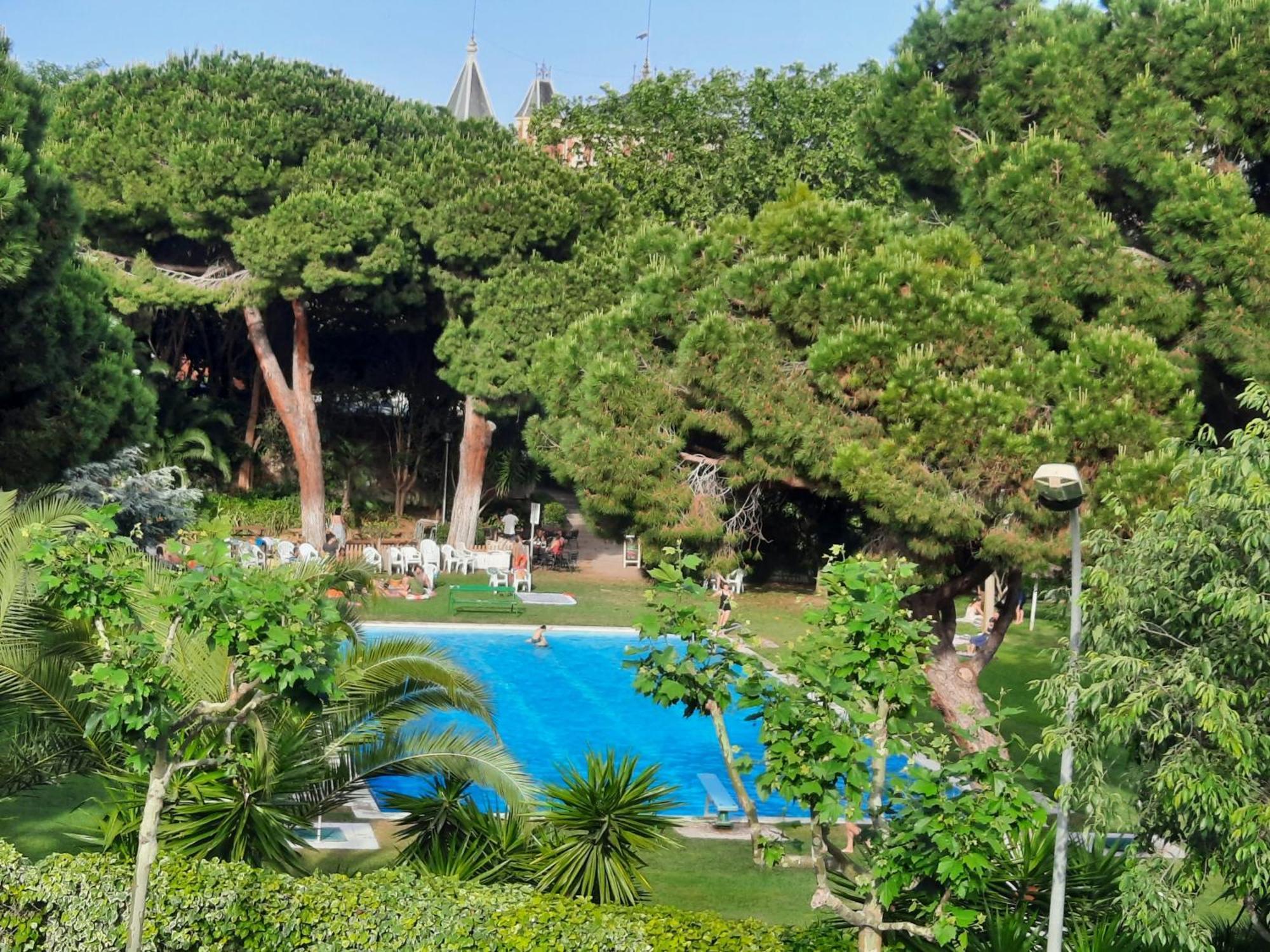 Bright Apartment Near The Beach And Barcelona By Train El El Masnou Exterior foto